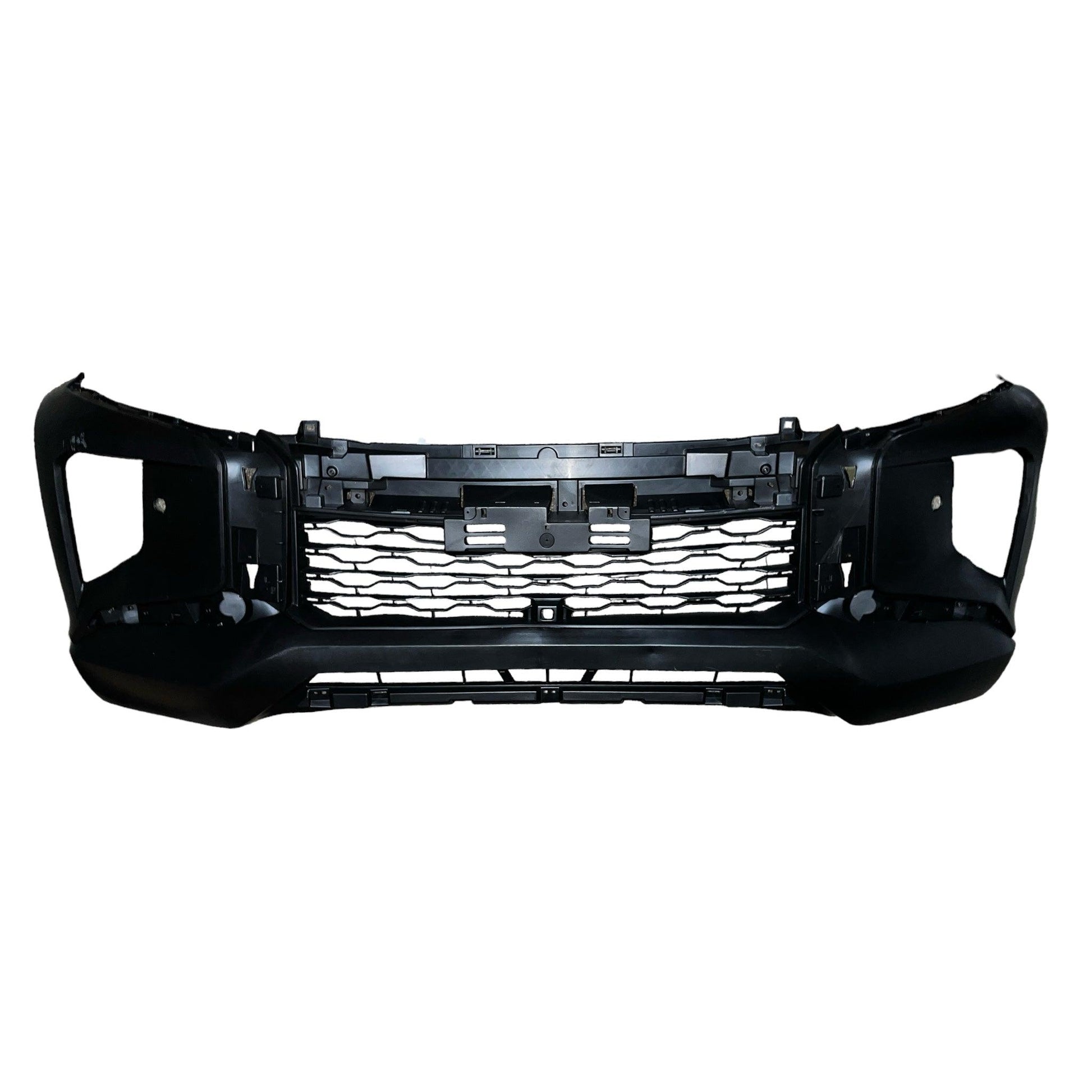 Bumper delantero Mitsubishi l200 2022 2024 para cromos - Auto repuestos Revisa 